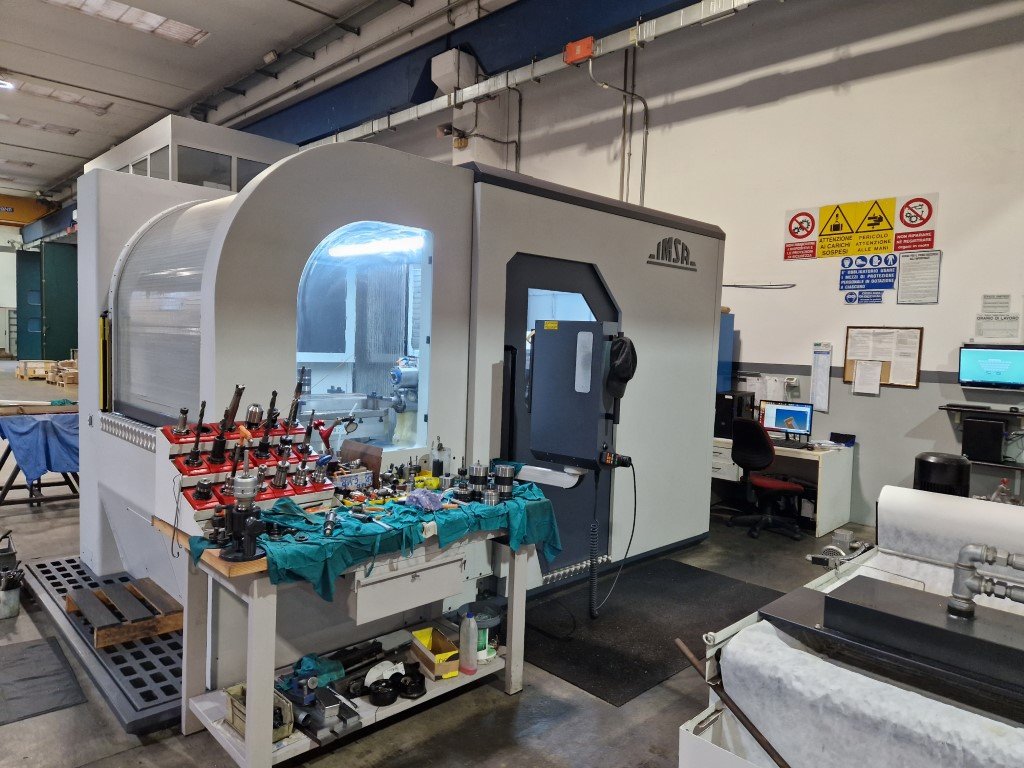 Machine de forage profond et fraisage MF1000/2C installée chez Gruppo Ideal Stampi