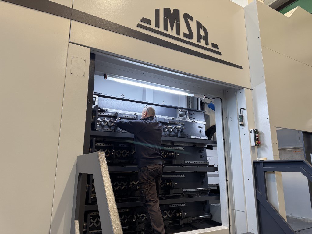 IMSA gun drilling milling machine MF1650/5P EVO - gundrill changer storage with machinist setting up